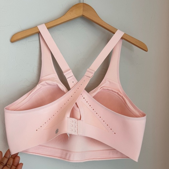 Athleta Womens Light Pink Lined Adjustable Straps Cross Back Sports Bra Sz. 40DD - Picture 3 of 6
